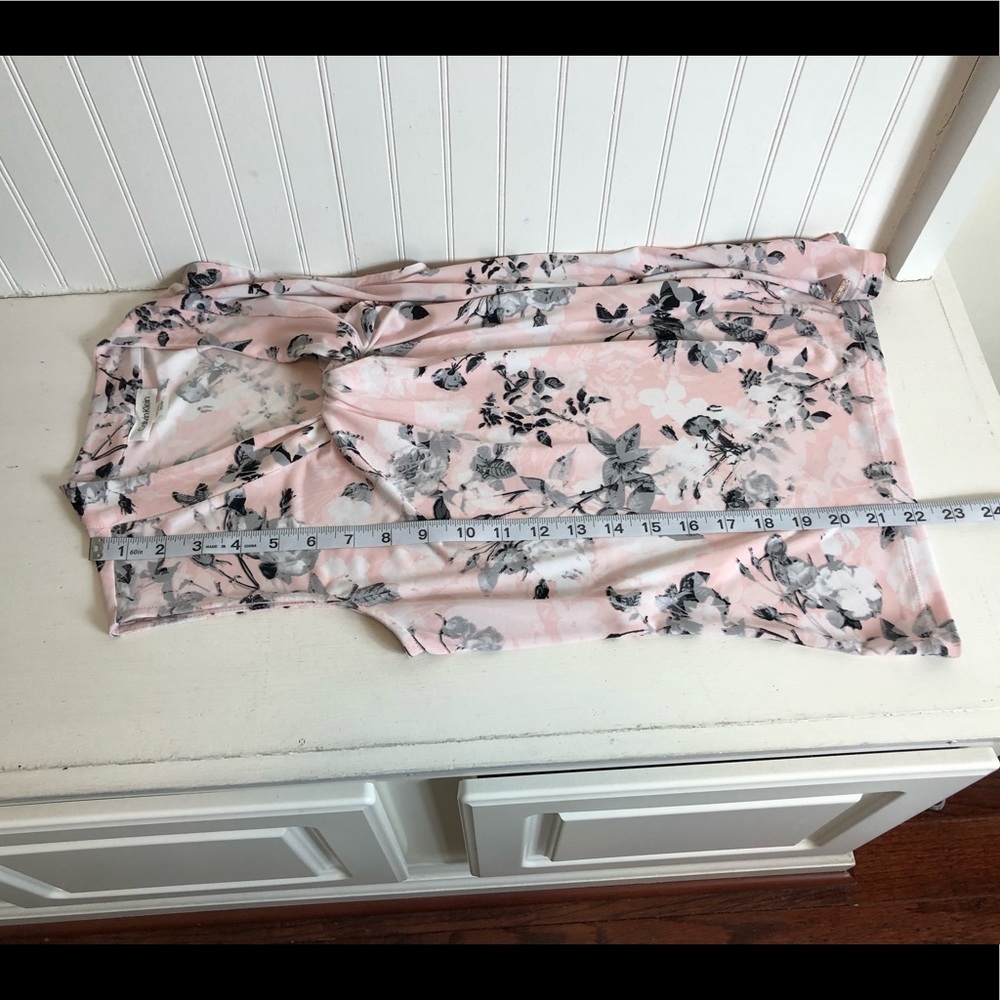Calvin Klein sleeveless top - Picture 11 of 12